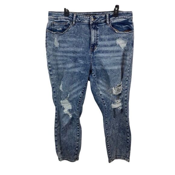 Judy Blue Distressed  Boyfriend Fit‎ Jeans Stretchy  Size 20W - Picture 1 of 9